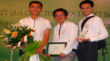  Tái sử dụng rác thải trong học đường phủ xanh công trình